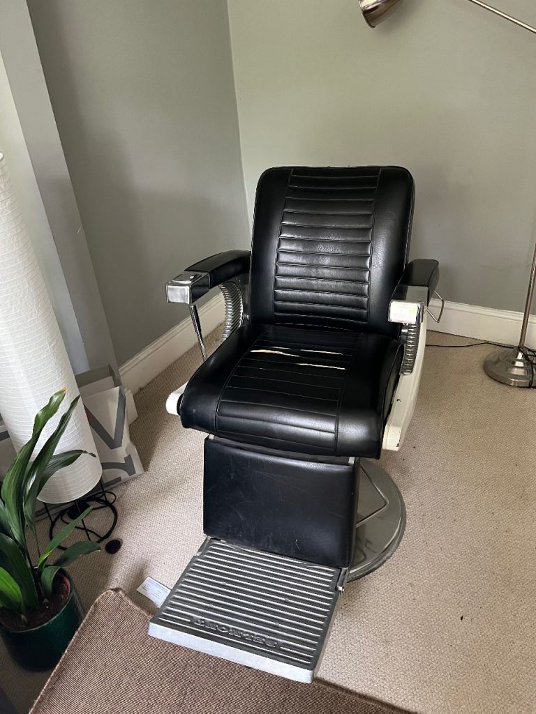 Vintage Belmont Mayfair Barbers Chair
