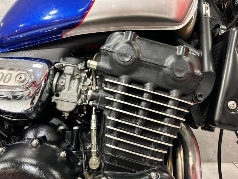 Y/2001 Triumph Legend TT 900 - 14916 miles - GREAT CONDITION!!