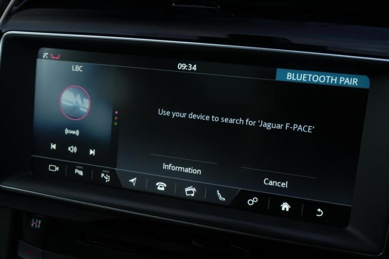 2016 Jaguar F-Pace 3.0d V6 1st Edition 5dr Auto AWD ESTATE DIESEL Automatic