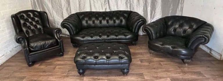 Stunning Black Leather Chesterfield Sofa Set – Almost NEW Condition