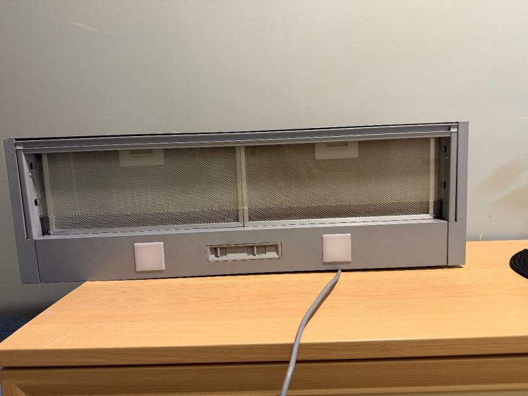 90cm integrated cooker hood with lights