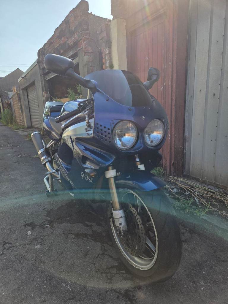 Honda, CBR, 1993, 893 (cc) 2k ish open to offers