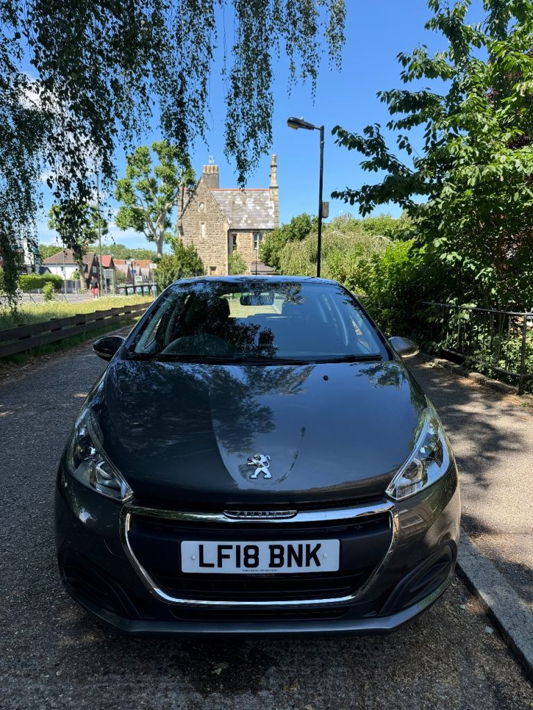 Peugeot, 208, Hatchback, 2018, Manual, 1199 (cc), 5 doors