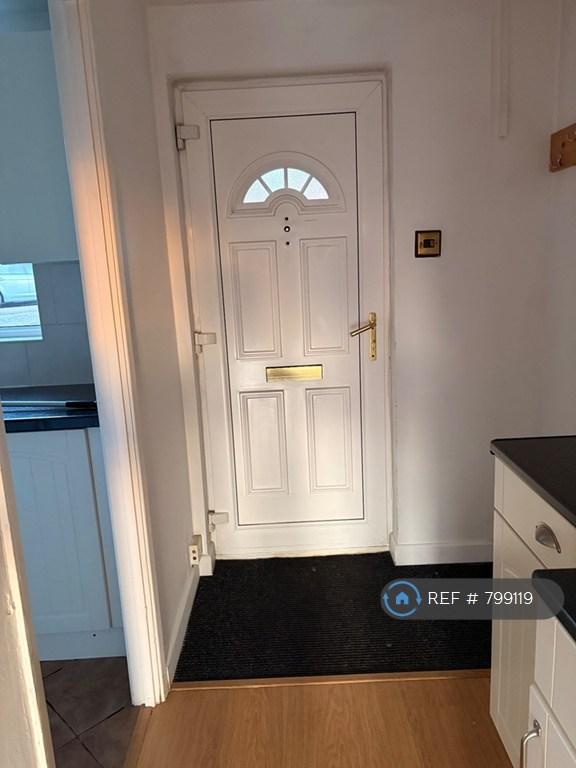 2 bedroom house in Rycote Close, Grange Park, Swindon, SN5 (2 bed) (#799119)