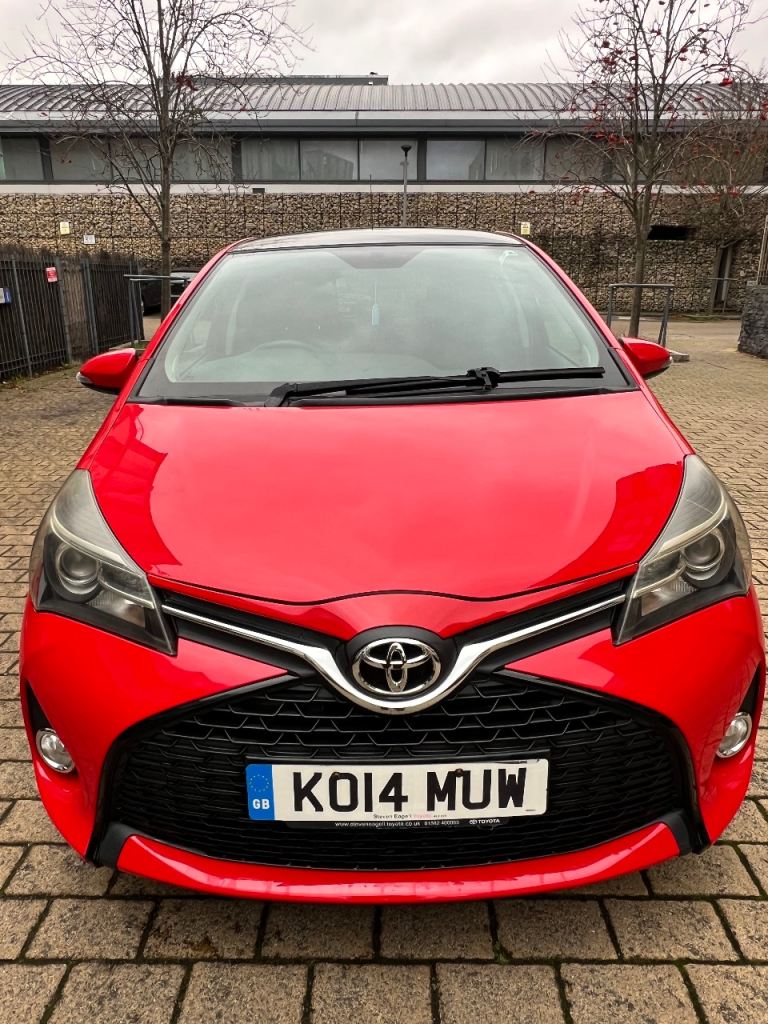 Toyota Yaris, FSH, 48k mileage, sunroof, MOT Jan 2027