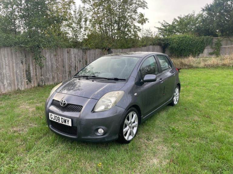 Toyota Yaris SR 