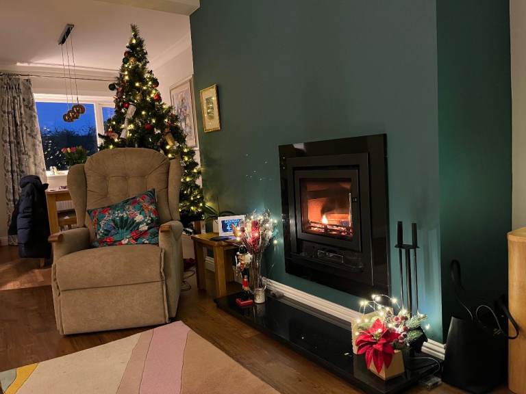 7ft Pre-lit Christmas Tree