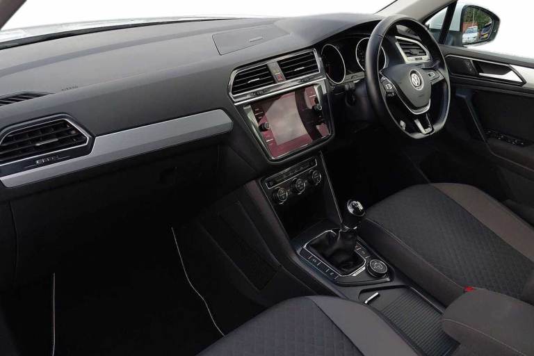 2017 Volkswagen Tiguan 2.0 TDI 150 4Motion SE Nav 5dr SUV Diesel Manual