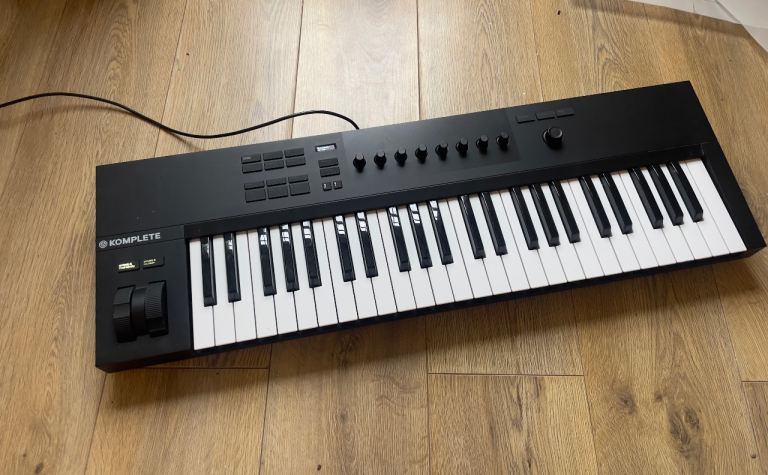 Native Instruments KOMPLETE KONTROL A49