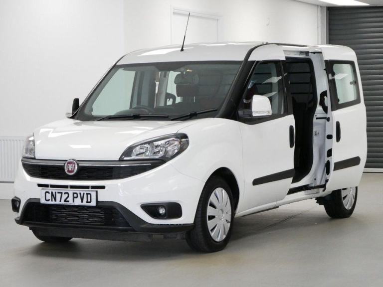 2023 FIAT DOBLO 1.6 M-JET II 105 BHP LONG MAXI TECNICO CREW 5 SEATER ( NO VAT )