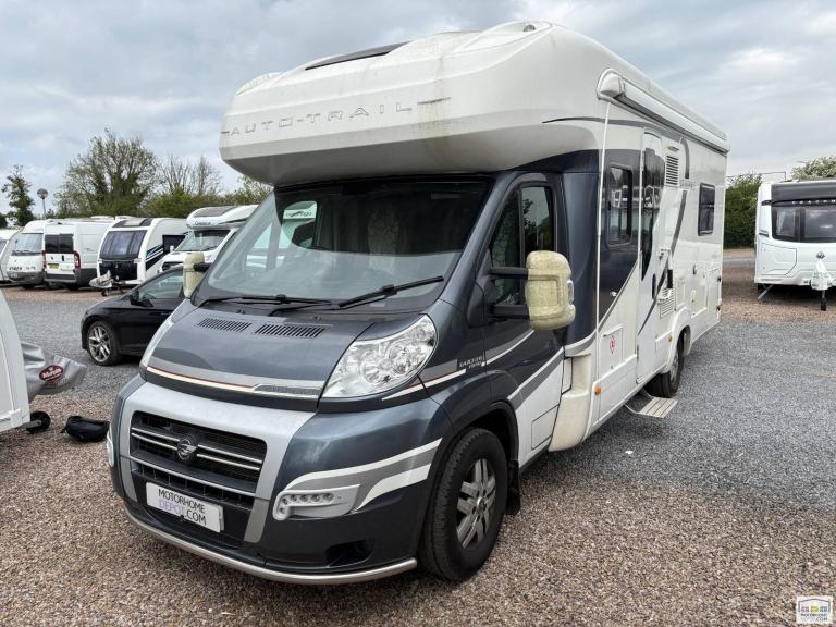 Auto-Trail Frontier Savannah 2014 4 Berth 4 Belt Single beds Motorhome for sale
