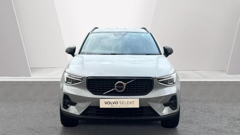 2025 Volvo XC40 2.0 B4P Plus Dark 5dr Auto Petrol Estate Estate Petrol Automatic