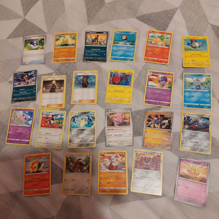 23 different Pokemon Cards - new