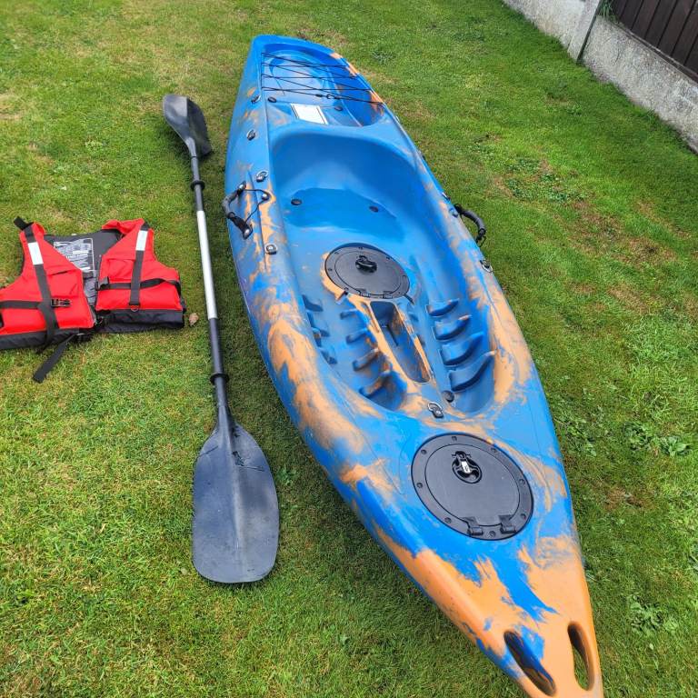 Kayaks 