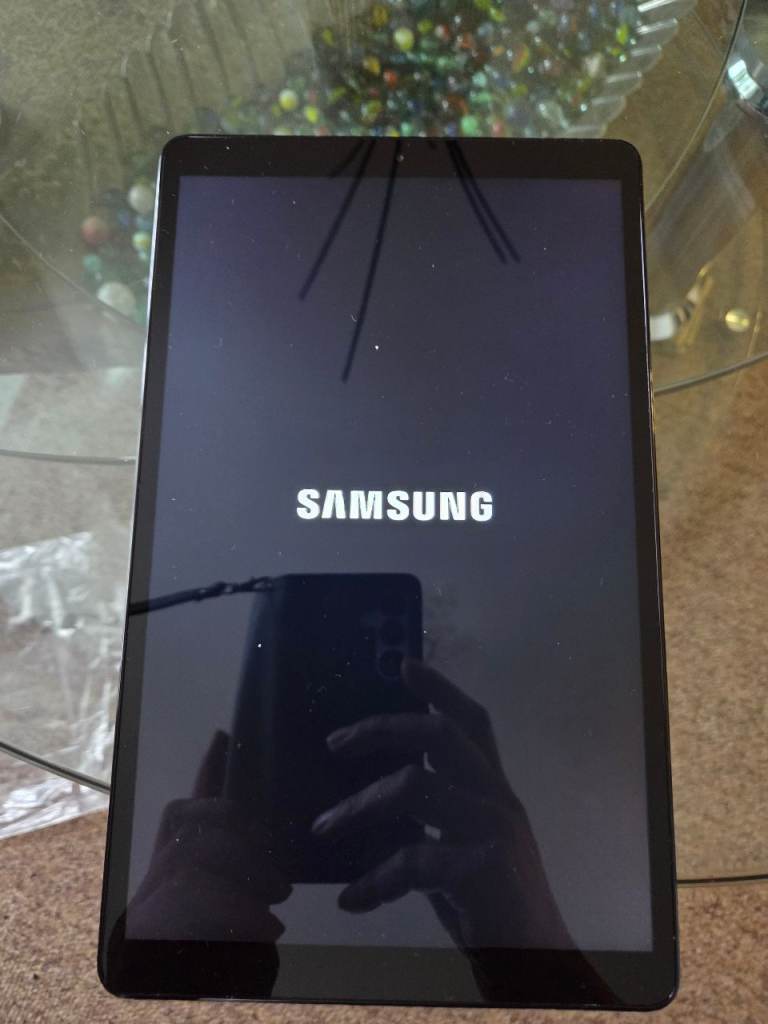 Samsung a8 tablet in new condition 