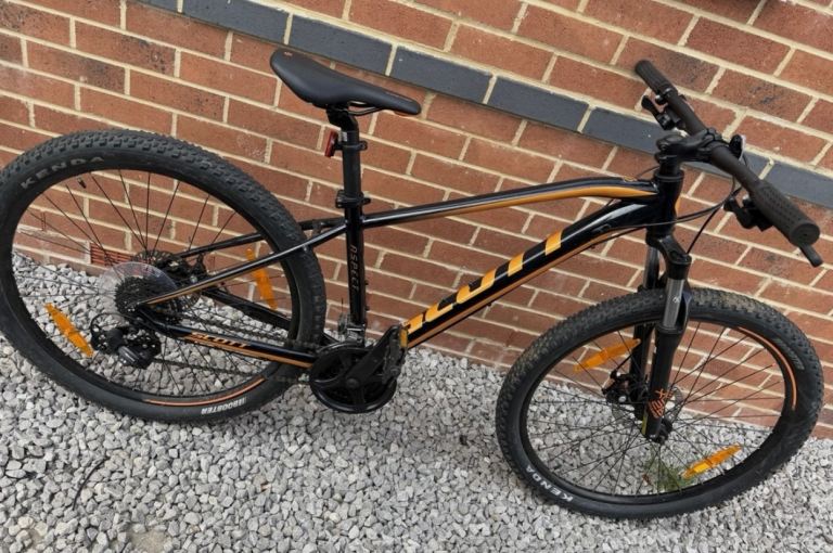 SCOTT ASPECT WITH DISC BRAKES / MOUNTAIN BIKE