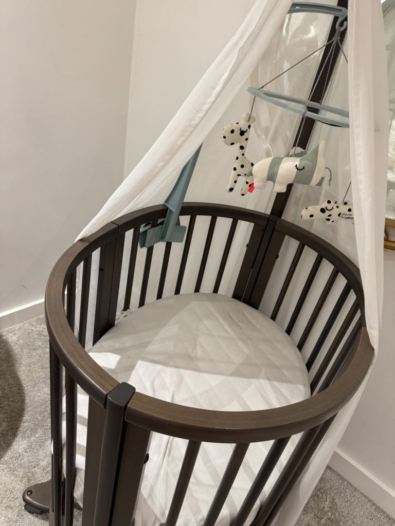 STOKKE SLEEPI MINI IN HAZE GREY LOTS OF EXTRAS EX CON 