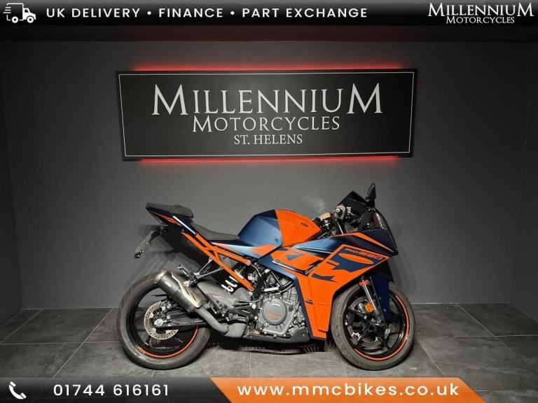 image for KTM RC 390 SUPERSPORTS BIKE