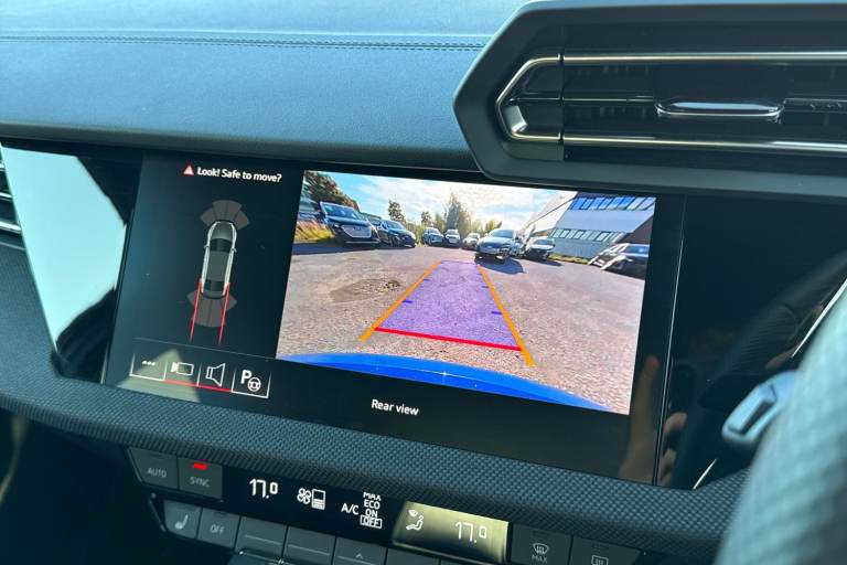 2025 Audi A3 Black Edition 35 TFSI  150 PS S tronic SUV PETROL Automatic