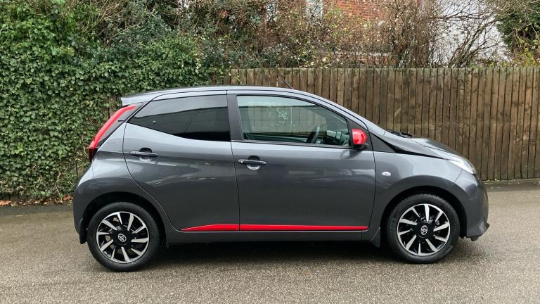 2022 Toyota AYGO 1.0 VVT-i X-Trend TSS 5dr x-shift Petrol Hatchback Hatchback Petrol Automatic