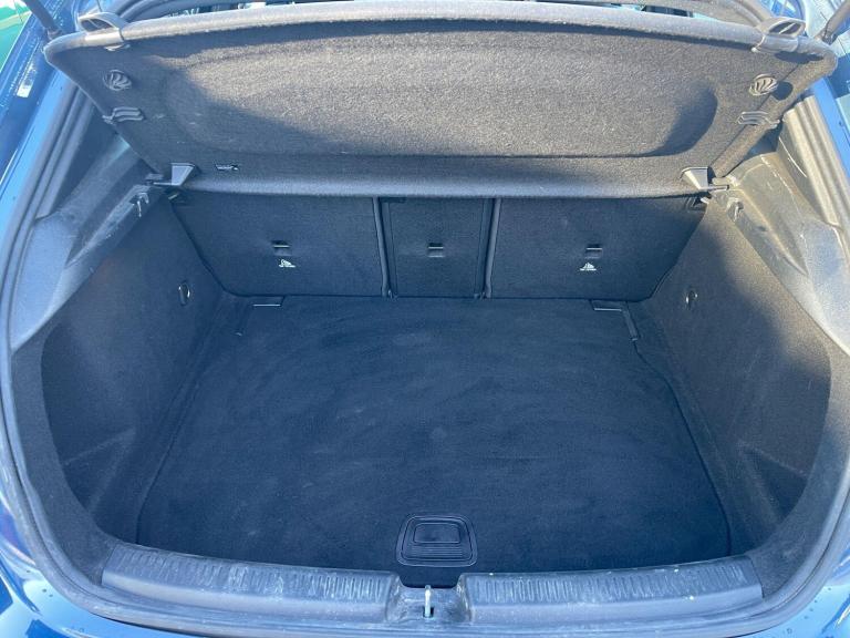 2020 Mercedes-Benz A-Class 1.3 A180 Sport (Executive) 7G-DCT Euro 6 (s/s) 5dr HATCHBACK Petrol Au...