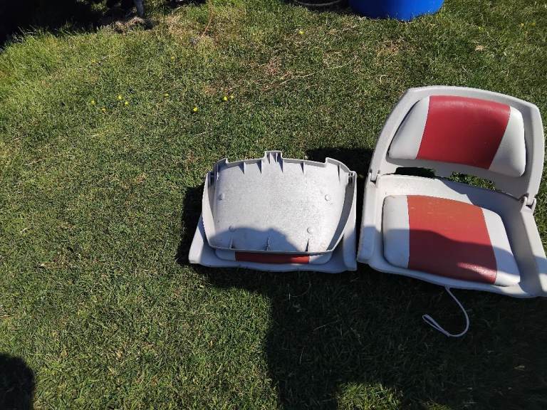 2 boat seats for sale