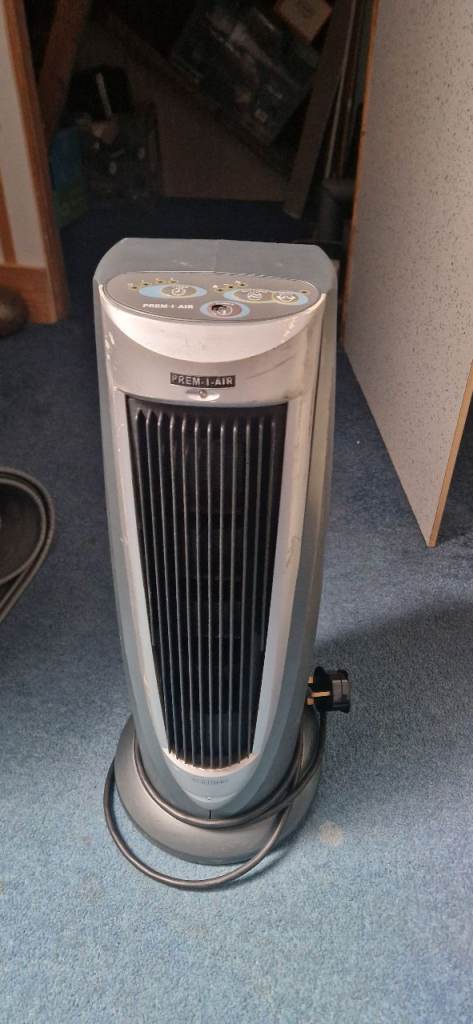 Caravan awning heater