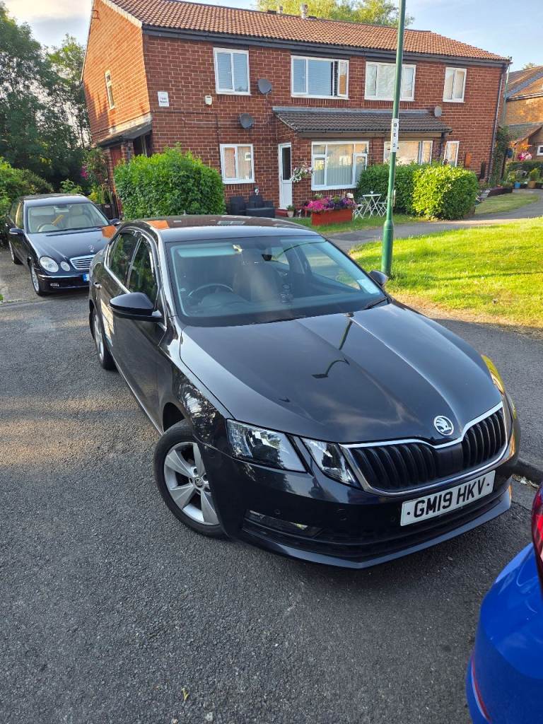 Skoda, OCTAVIA, Hatchback, 2019, Manual, 1598 (cc), 5 doors