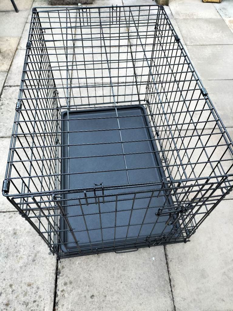 Dog cage 