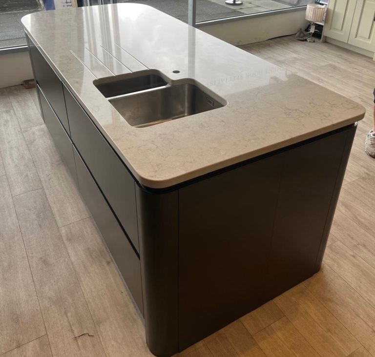 Gaddesby Kitchen Island Unit 