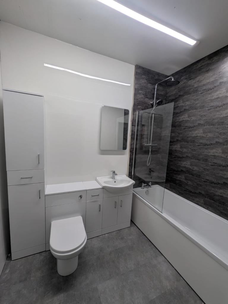 3 bedroom semi detached house to rent