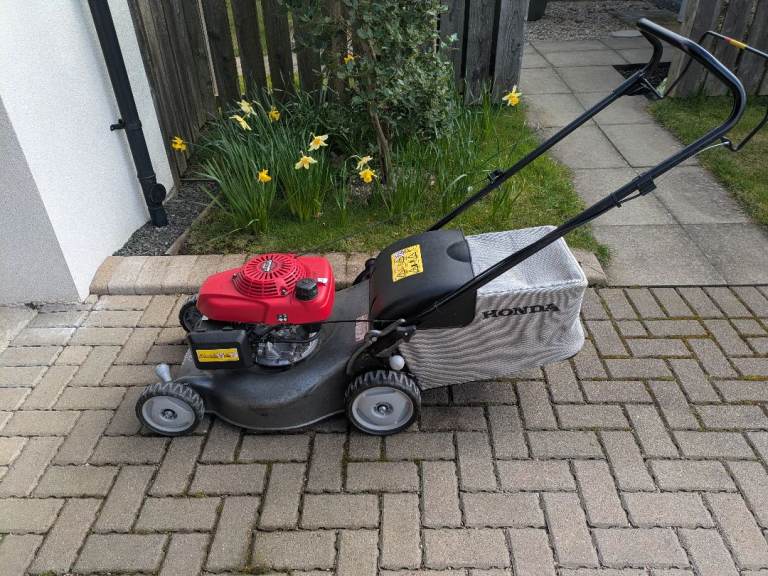 Honda Izy Lawn Mower - Now Sold