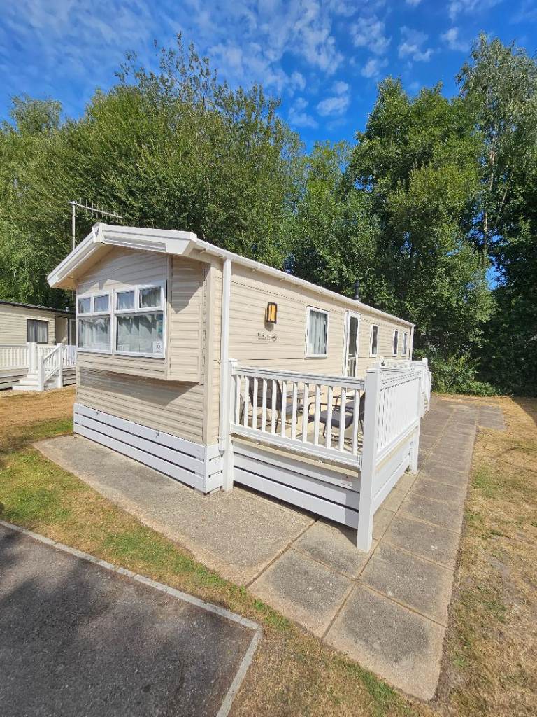 Half Term Holiday near Bournemouth - 27th to 30th of Oct for £259 Passes Included