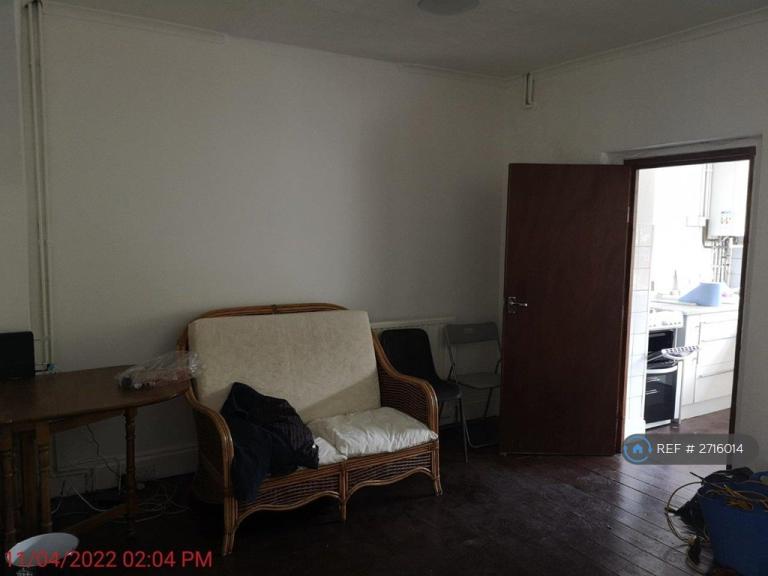 4 bedroom house in St. Martins Place, Brighton, BN2 (4 bed) (#2716014)