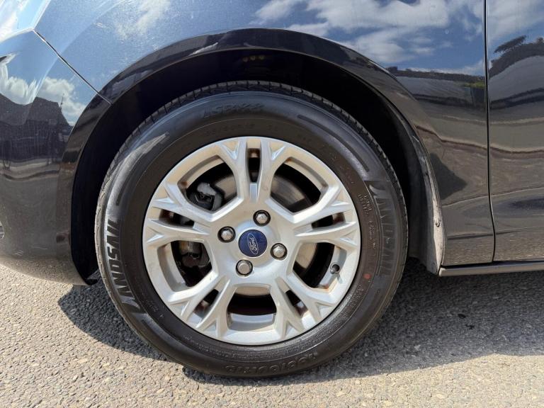 2014 Ford B-MAX 1.4 Zetec Mpv Mpv Petrol Manual