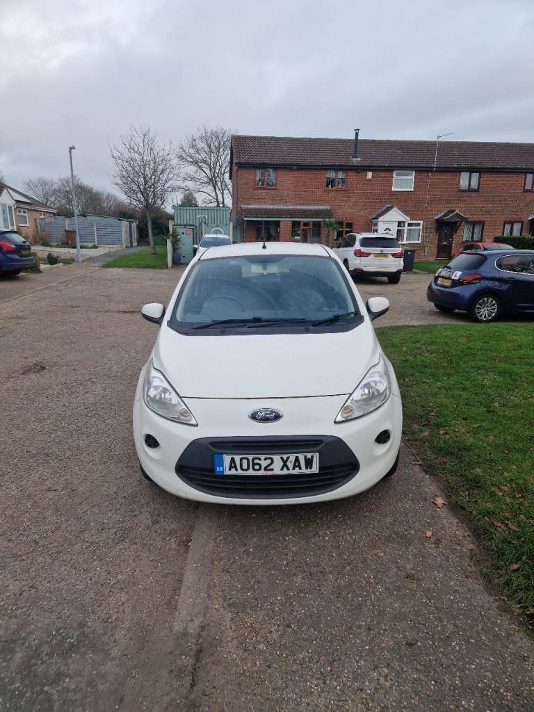Ford, KA, Hatchback, 2013, Manual, 1242 (cc), 3 doors