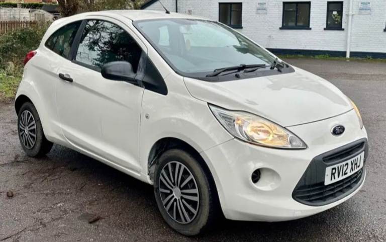 Ford, KA, Hatchback, 2012, Manual, 1242 (cc), 3 doors