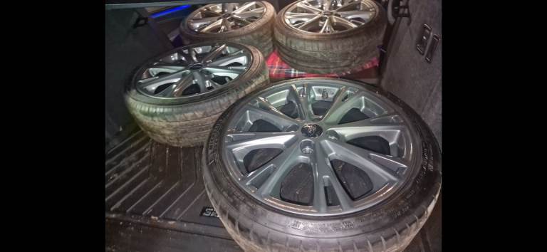 Ford 17" st line wheels 