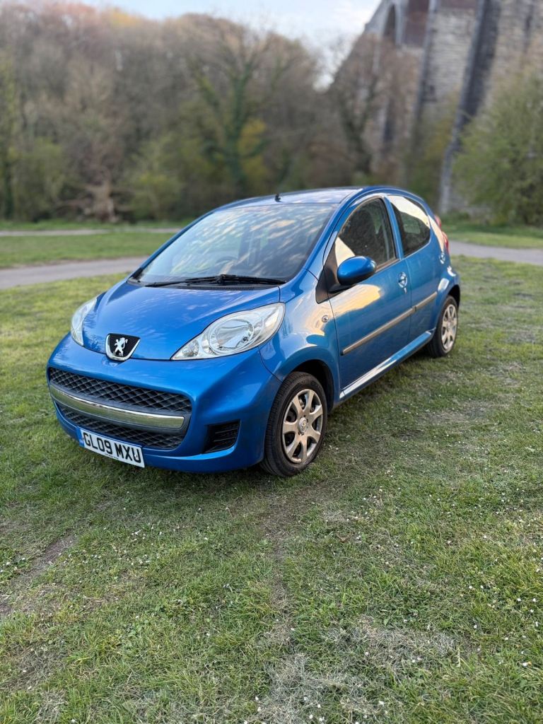Peugeot, 107, Hatchback, 2009, Manual, 998 (cc), 5 doors