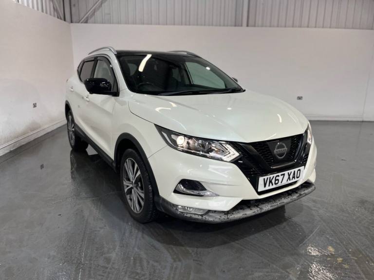 2017 Nissan Qashqai 1.6 dCi N-Connecta SUV 5dr Diesel Manual Euro 6 (s/s) (130 ps) Diesel Manual