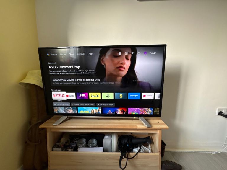 Smart TV 37” - Toshiba
