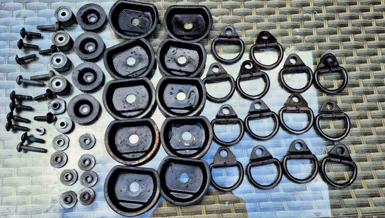 Sprinter Floor Fasteners 