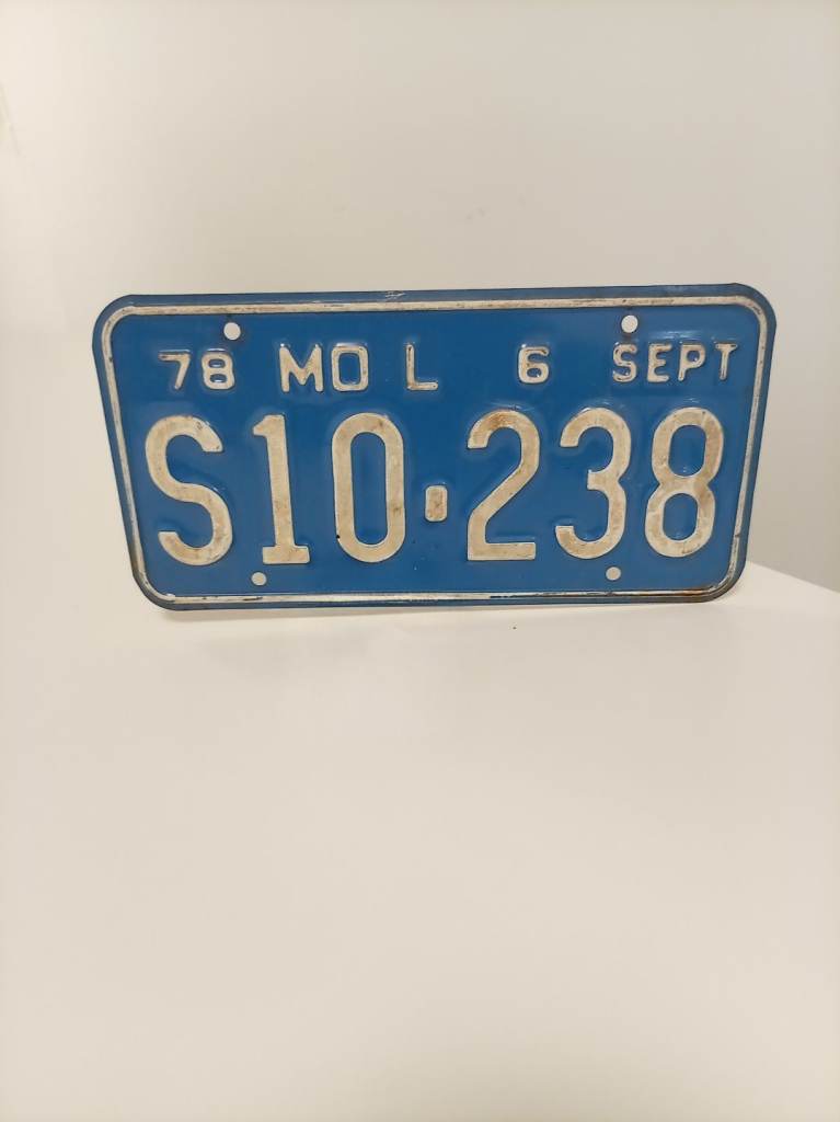 Vintage 1979 Missouri Truck License Plate License Plate Classic USA Car Tag