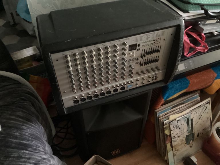 Ev  sx200 and ev sx100 speakers with ASR 200 watt powered amp 