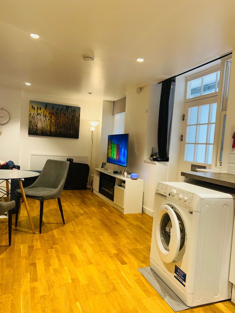 One bedroom ground floor for a 2-bed