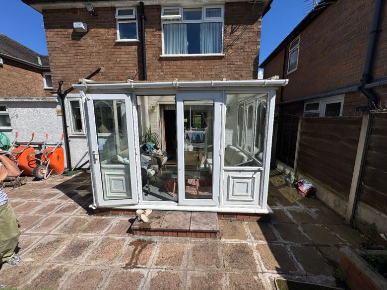 White uPVC Conservatory, Ready for Dismantling and Reuse