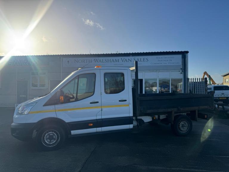 2016 Ford Transit 2.2 TDCi 125ps Double Cab Chassis CHASSIS CAB Diesel Manual