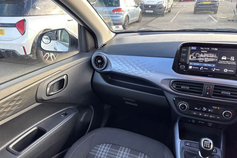 2024 Hyundai i10 1.2 Premium Euro 6 (s/s) 5dr Hatchback PETROL Manual
