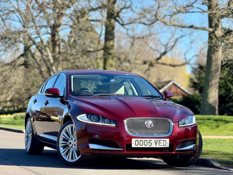 2014 Jaguar XF 3.0d V6 Portfolio Auto Euro 5 (s/s) 4dr SALOON Diesel Automatic