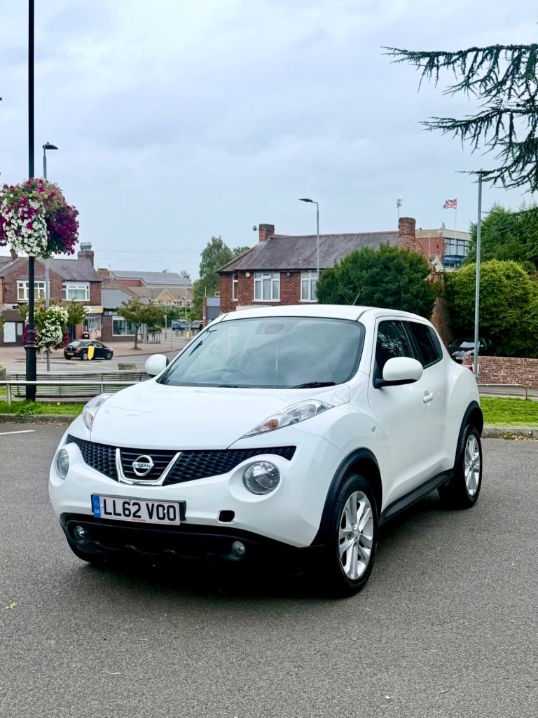 Nissan, JUKE, Hatchback, 2012, Semi-Auto, 1598 (cc), 5 doors